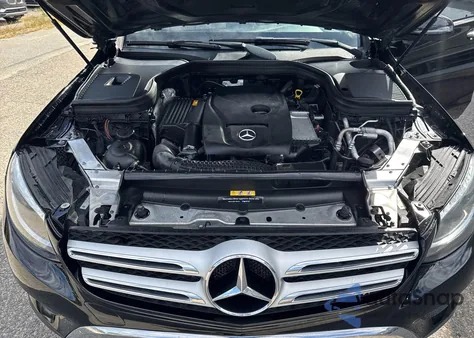 2019 Mercedes-Benz Glc 300 z USA, uszkodzony, nr VIN WDC0G4JB5KV153685